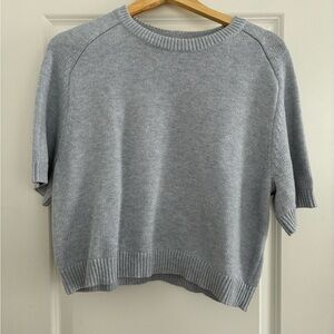 Abercrombie & Fitch Light Gray Women's Crew Neck Sweater